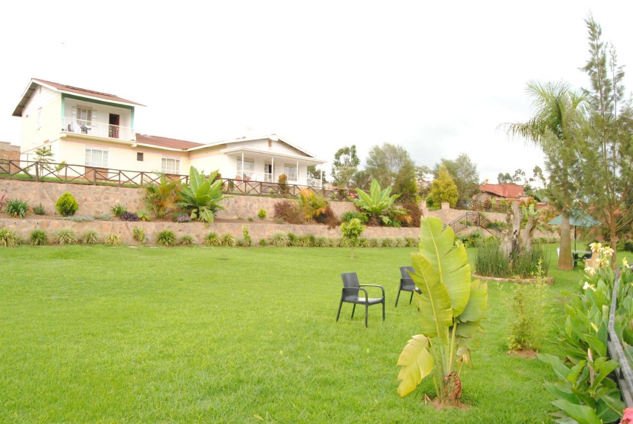 Riverside Resort Hotel Kabale Exterior foto